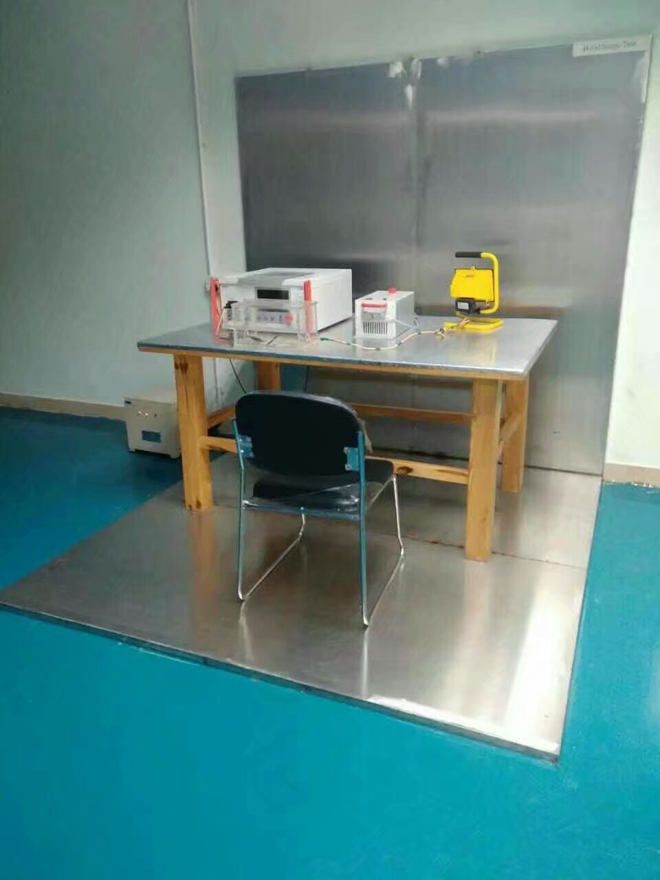 暗室靜電測試桌