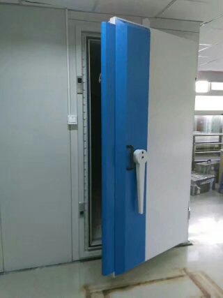 電波暗室