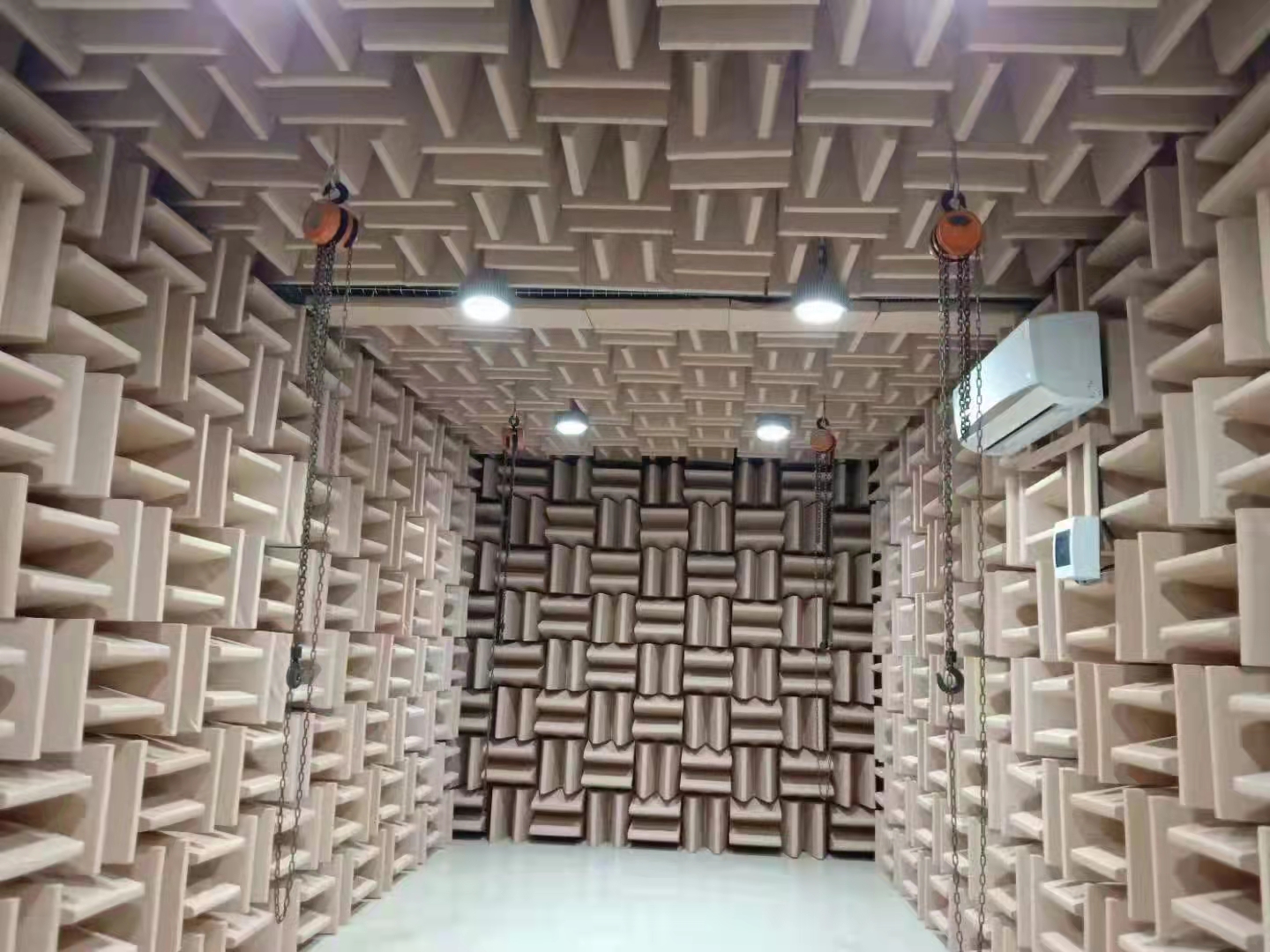 消音室
