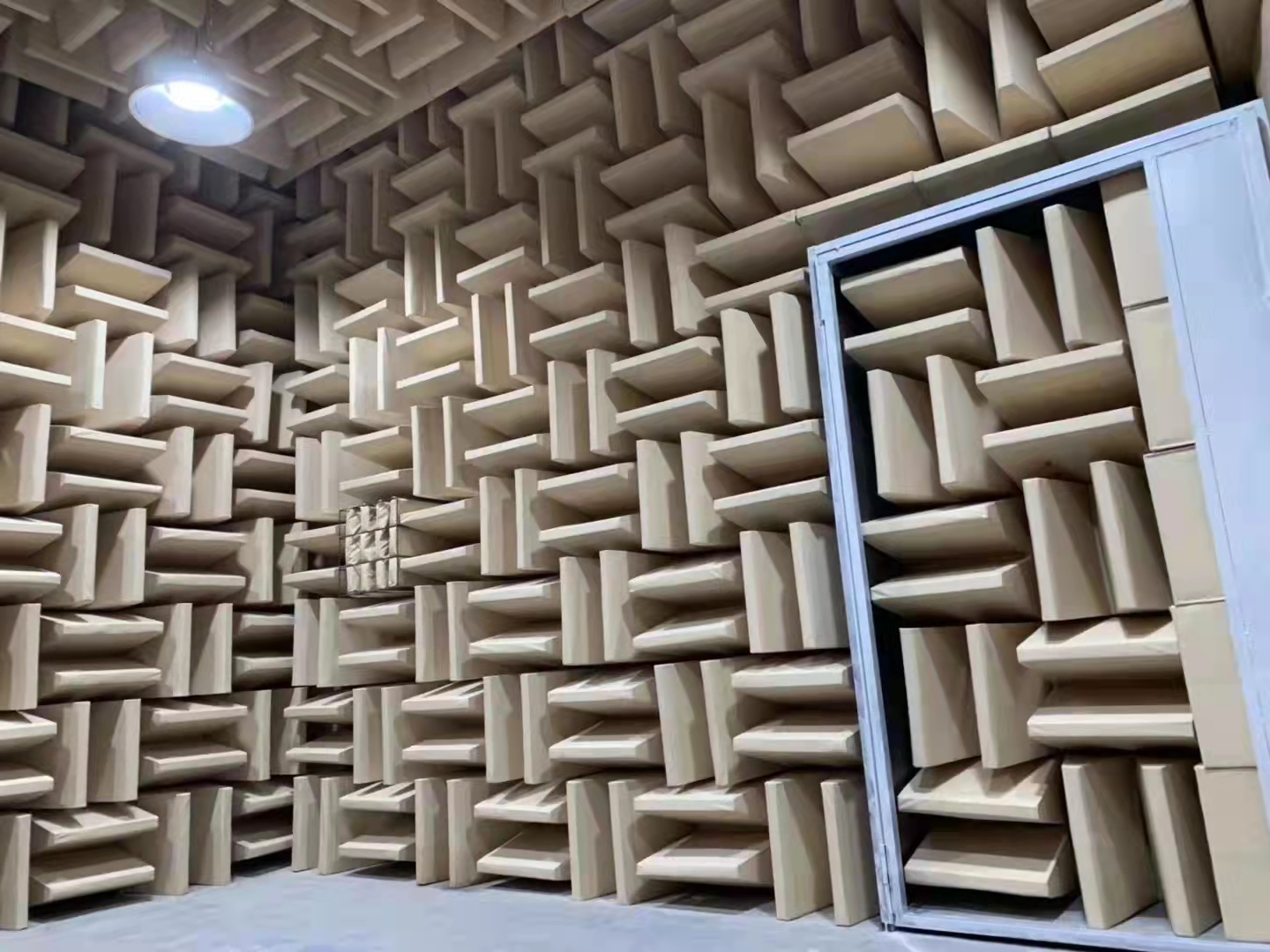 消音室